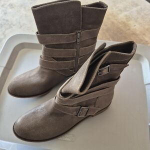 Grayson Belted Boots